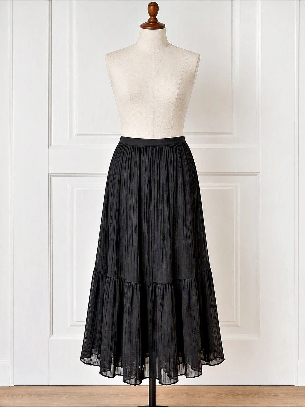 Uniqlo Pleated Chiffon Skirt Pleated Maxi Skirt in Black Size Large NWT